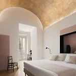 Mirabilis Relais 4*